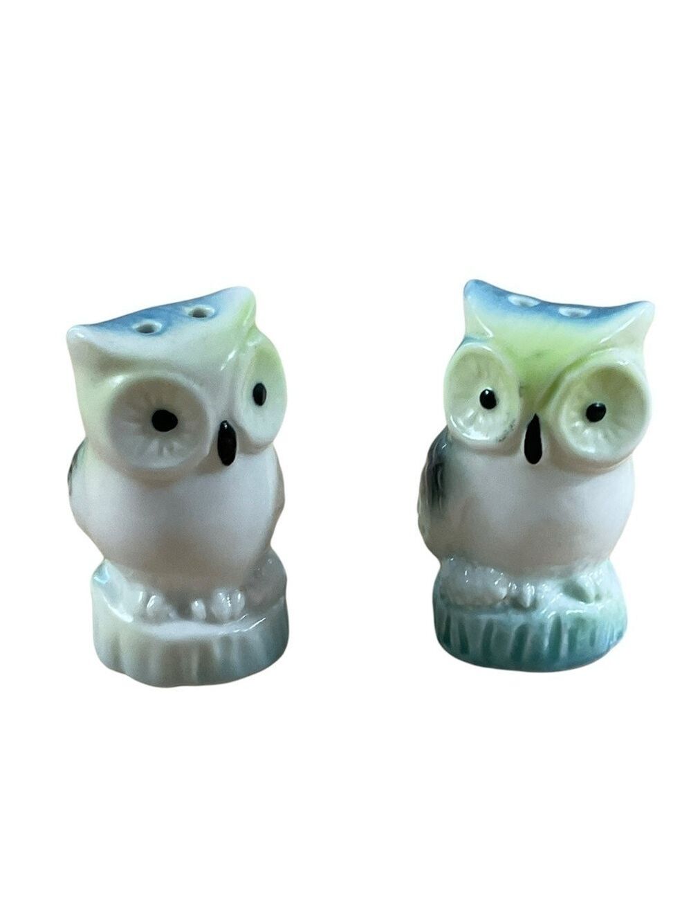 Whimsical Owl Salt & Pepper Shaker Set from Cracker Barrel 2 1/8” tall mini set